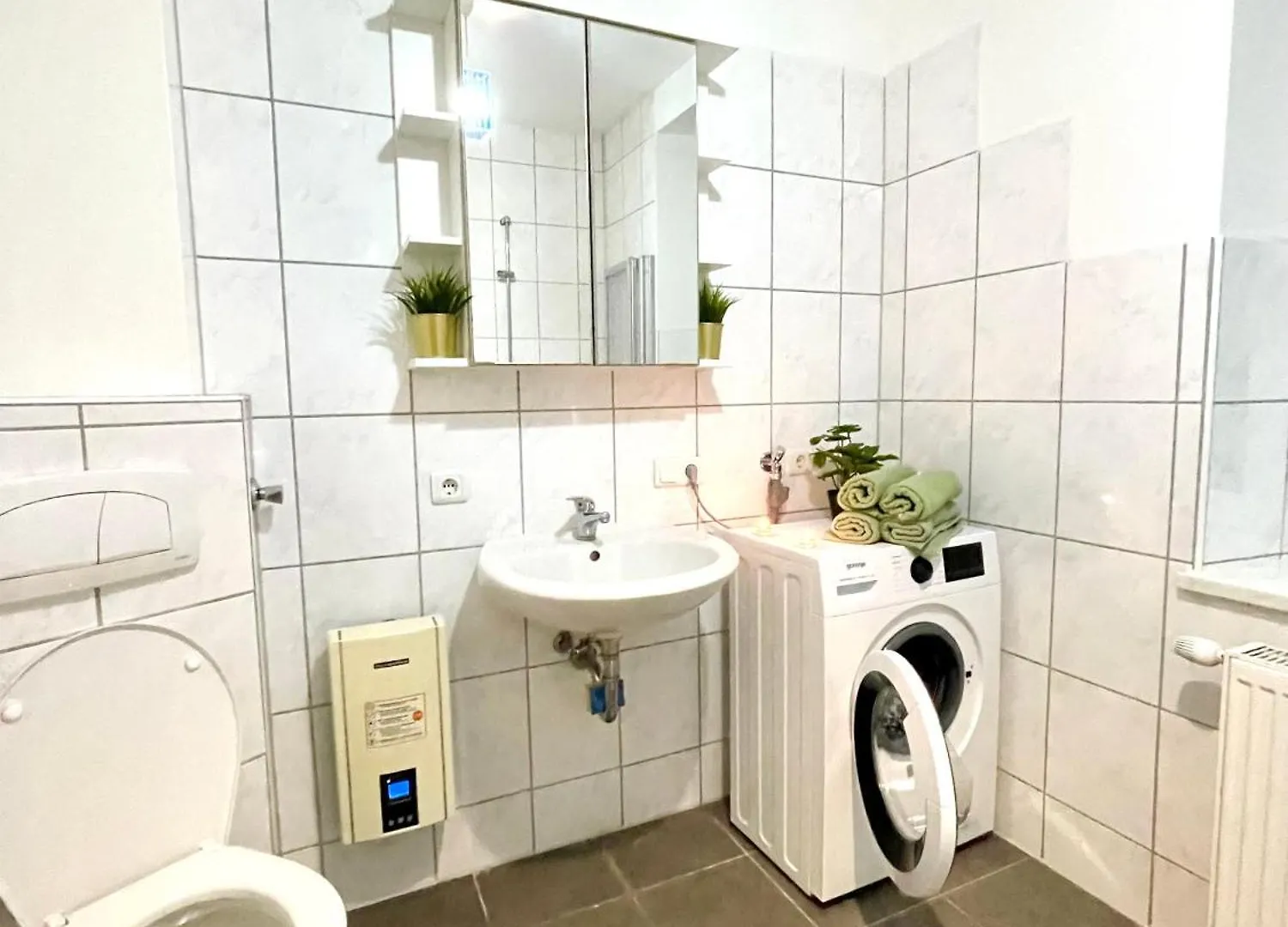 Ferienwohnung Fuer 4 Personen, U-Bahn, Autobahnnaehe Fürth
