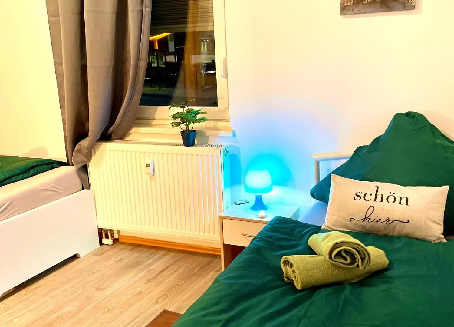 Ferienwohnung Fuer 4 Personen, U-Bahn, Autobahnnaehe Fürth 0*,