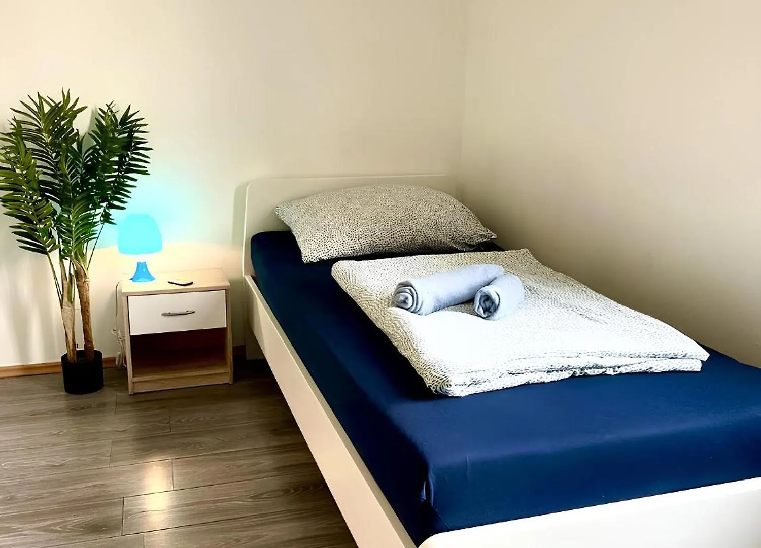 Ferienwohnung Fuer 4 Personen, U-Bahn, Autobahnnaehe Fürth Daire